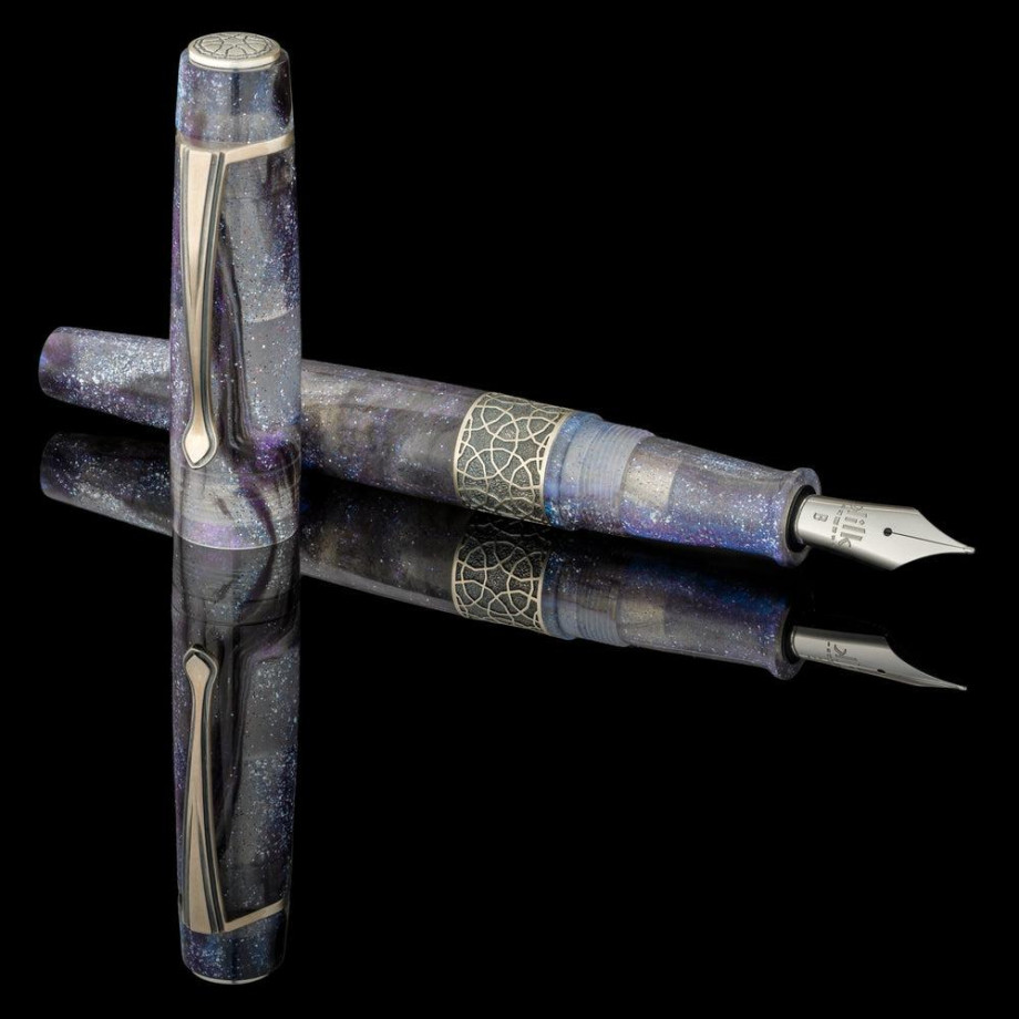 Kilk-x-micahfinds-Selene-Fountain-Pen-2_1000x.jpg